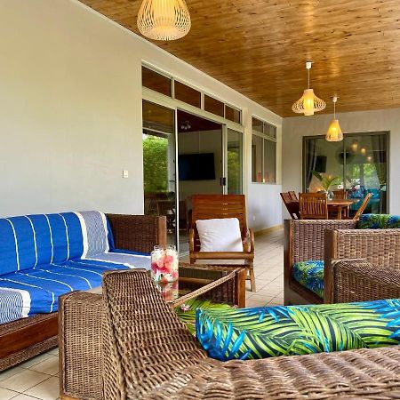 Hoama Lodge Teavaro 外观 照片