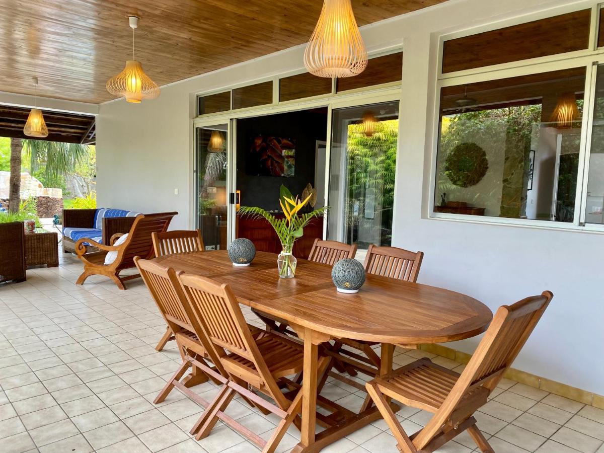 Hoama Lodge Teavaro 外观 照片