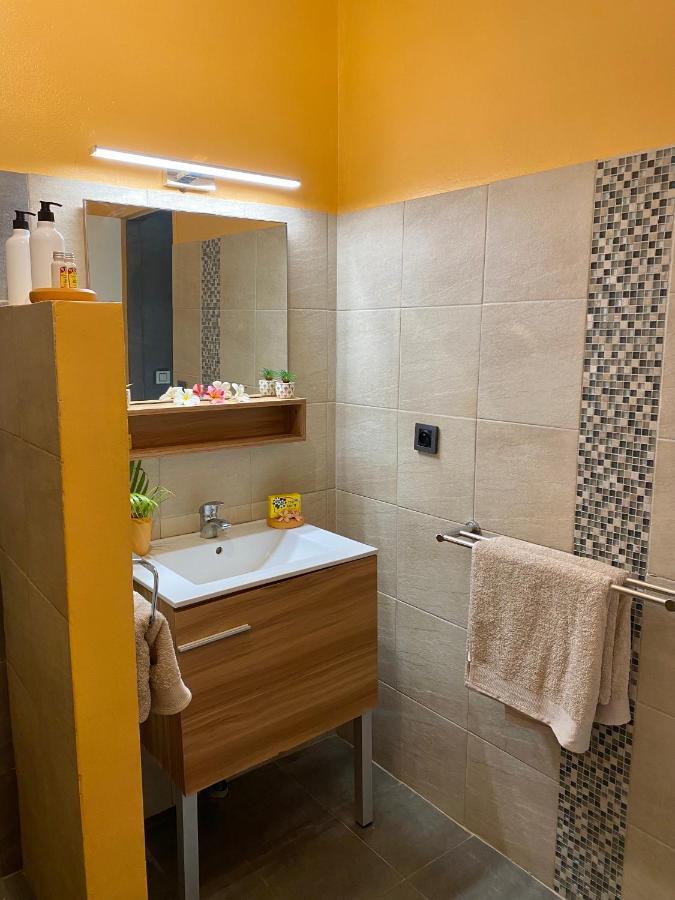 Hoama Lodge Teavaro 外观 照片