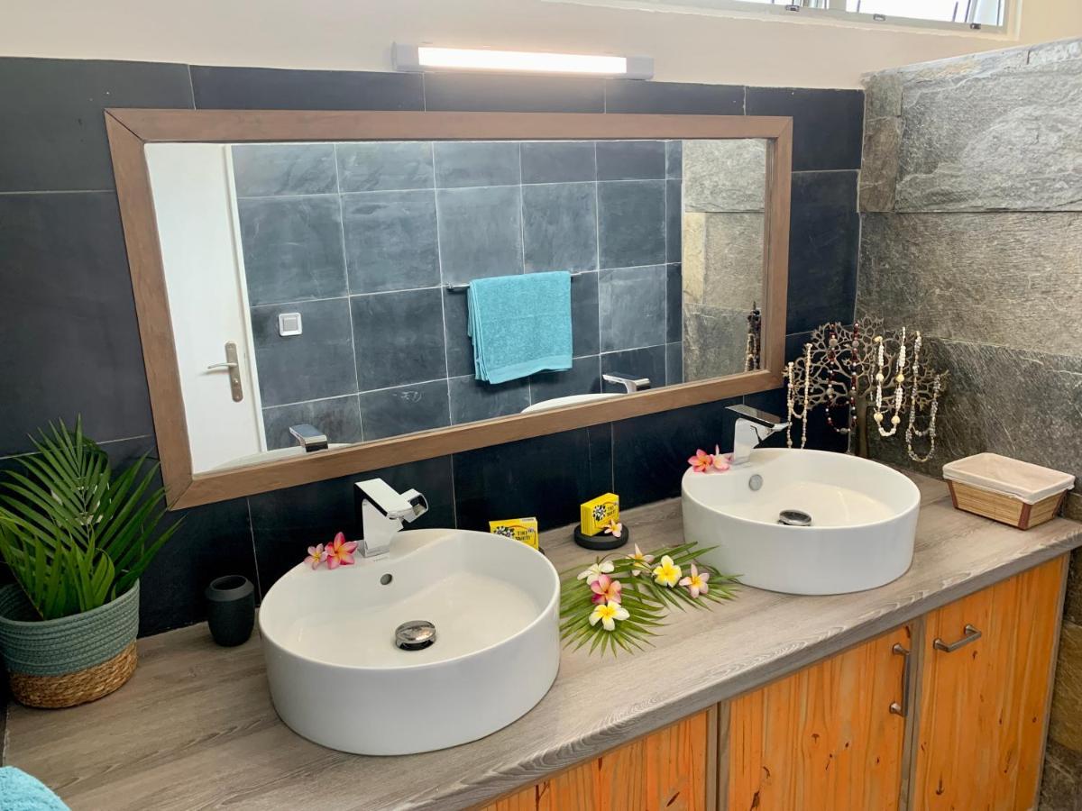 Hoama Lodge Teavaro 外观 照片