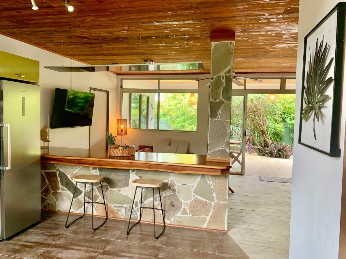 Hoama Lodge Teavaro 外观 照片