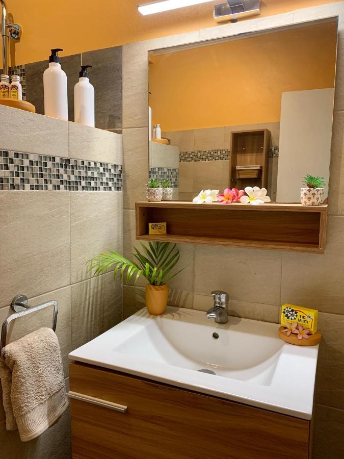 Hoama Lodge Teavaro 外观 照片