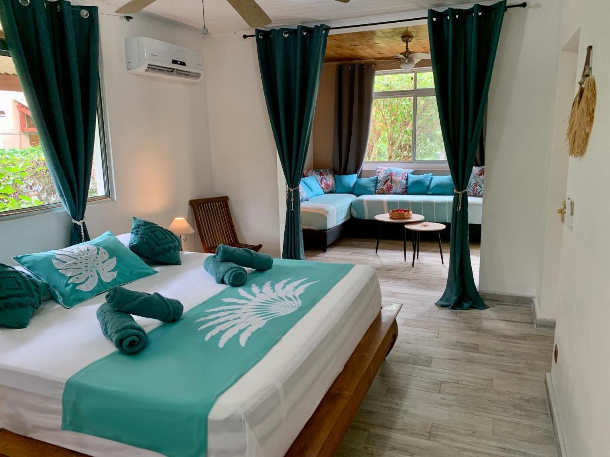 Hoama Lodge Teavaro 外观 照片